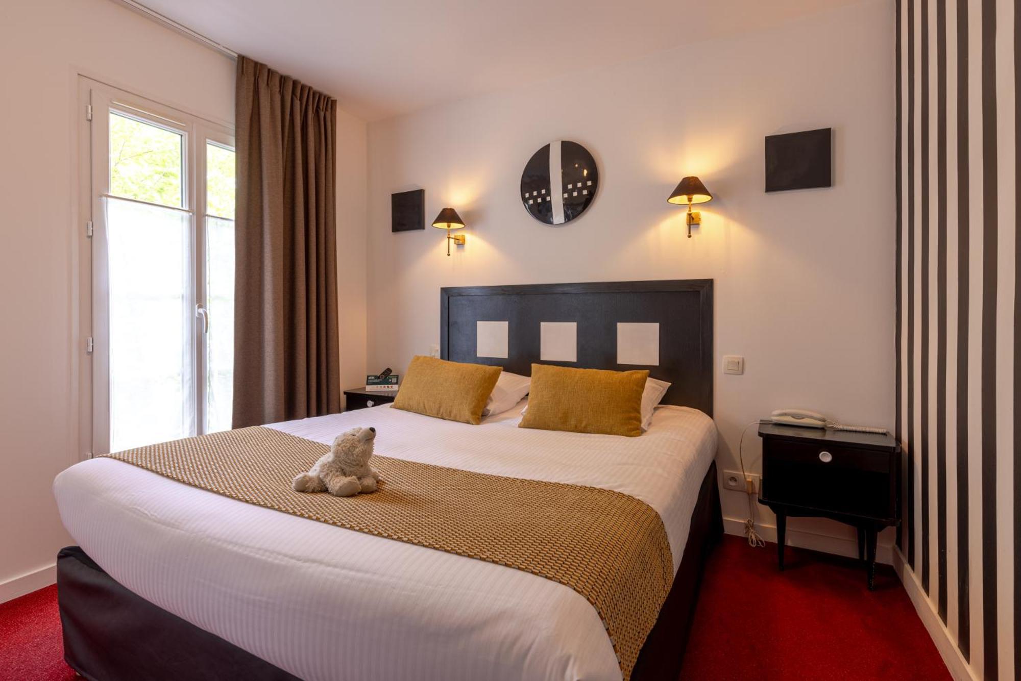 Logis Hotel Le Richelieu - Royan Atlantique Сожон Екстер'єр фото