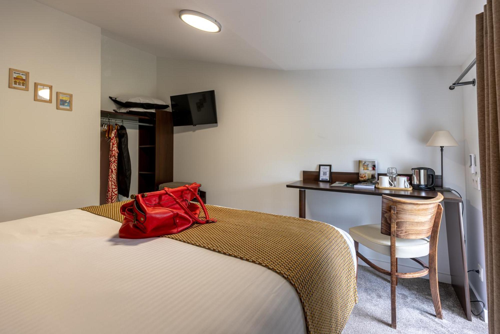 Logis Hotel Le Richelieu - Royan Atlantique Сожон Екстер'єр фото